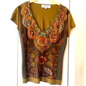 MILITARY GREEN V NECK TOP WITH EMBROIDERY SIZE SMALL